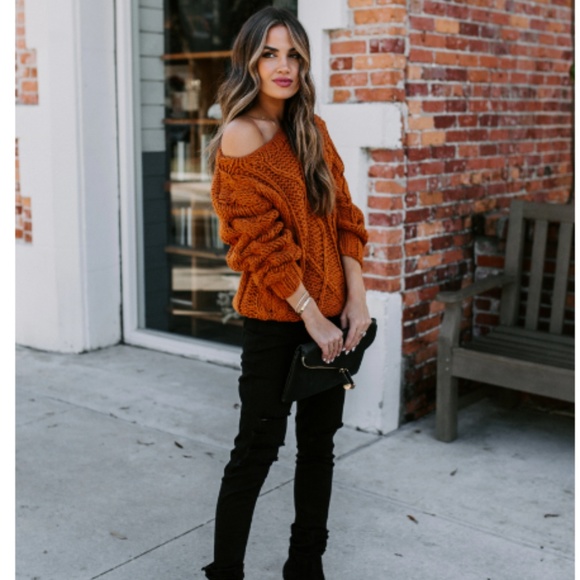 HILDA Cable Knit Sweater - Picture 5 of 8